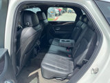 Used 2018 Bentley Bentayga image 6