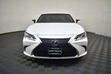 Used 2019 Lexus ES 300h image 2