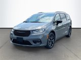 New 2025 Chrysler Pacifica Limited image 3