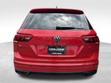 Certified 2024 Volkswagen Tiguan SE R-Line image 4