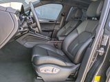 Certified 2024 Porsche Macan S image 5