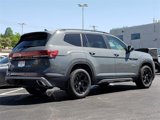 New 2025 Volkswagen Atlas Peak Edition SE image 3