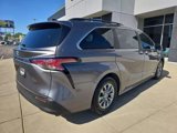 Used 2021 Toyota Sienna XLE image 4