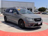 Used 2022 Chrysler Pacifica Touring-L image 2