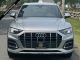 Used 2024 Audi Q5 2.0T Premium w/ Convenience Package image 3
