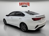 Used 2023 Kia Forte GT-Line image 2
