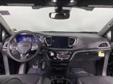 New 2025 Chrysler Voyager LX image 5