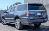 Used 2020 Cadillac Escalade ESV Luxury image 3