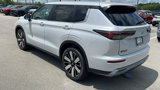 New 2025 Mitsubishi Outlander SE image 5