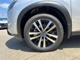 New 2025 Nissan Pathfinder Platinum image 3