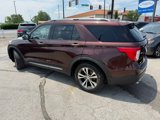 Used 2020 Ford Explorer Platinum w/ Premium Technology Package image 4
