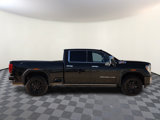Used 2023 GMC Sierra 2500 Denali w/ Denali Black Diamond Edition image 5
