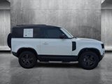 Used 2023 Land Rover Defender 90 SE image 4