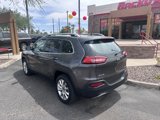 Used 2017 Jeep Cherokee Limited image 4