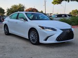 Used 2024 Lexus ES 300h w/ Luxury Package image 3