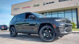 New 2025 Jeep Grand Cherokee Limited w/ Luxury Tech Group II image 2