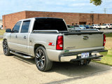 Used 2007 Chevrolet Silverado 1500 LT w/ Crew Cab Value Package image 4