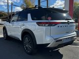 New 2025 Nissan Pathfinder SL w/ SL Premium Package image 5