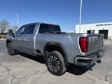 Used 2025 GMC Sierra 3500 Denali Ultimate image 3