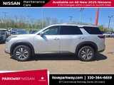 New 2025 Nissan Pathfinder SL image 3