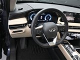 Used 2025 INFINITI QX60 Sensory image 4