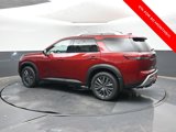 New 2025 Nissan Pathfinder SL image 3