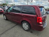 Certified 2018 Dodge Grand Caravan SE image 4