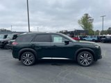 New 2025 Nissan Pathfinder Platinum image 2