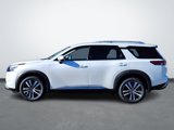 New 2025 Nissan Pathfinder Platinum image 2