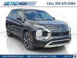 Used 2024 Mitsubishi Outlander SE image 1