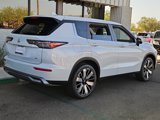 New 2025 Mitsubishi Outlander SE image 4