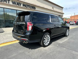 Used 2023 Chevrolet Suburban Premier image 3