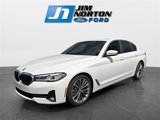 Used 2021 BMW 530i xDrive w/ Premium Package image 3