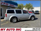Used 2011 Nissan Pathfinder LE w/ Navigation Pkg image 3