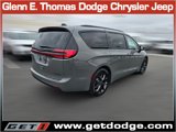 New 2025 Chrysler Pacifica Limited image 4