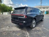 Used 2025 Lincoln Navigator L Reserve image 3