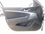 New 2026 Genesis G70 2.5T image 2