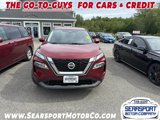 Used 2021 Nissan Rogue SV image 2