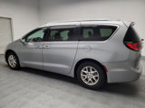 Used 2021 Chrysler Pacifica Touring-L image 3