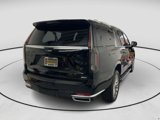 Used 2022 Cadillac Escalade ESV Premium Luxury image 4