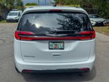 Used 2024 Chrysler Pacifica Touring-L image 5