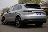 Used 2022 Porsche Cayenne image 3