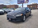 Used 2017 Ford Fusion SE w/ Fusion SE Technology Package image 3