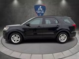Used 2017 Ford Explorer FWD image 2