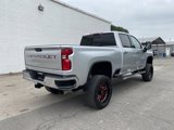 Used 2022 Chevrolet Silverado 2500 LTZ w/ LTZ Convenience Package image 2