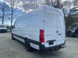 Used 2025 Mercedes-Benz Sprinter 2500 image 3