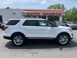 Used 2017 Ford Explorer XLT w/ Equipment Group 202A image 4