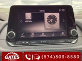 Used 2023 Nissan Rogue S image 3