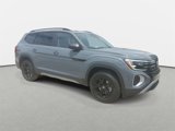 New 2025 Volkswagen Atlas Peak Edition SE image 3