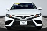 Used 2024 Toyota Camry SE image 3